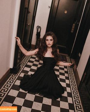 Ella Rubin photo #0014