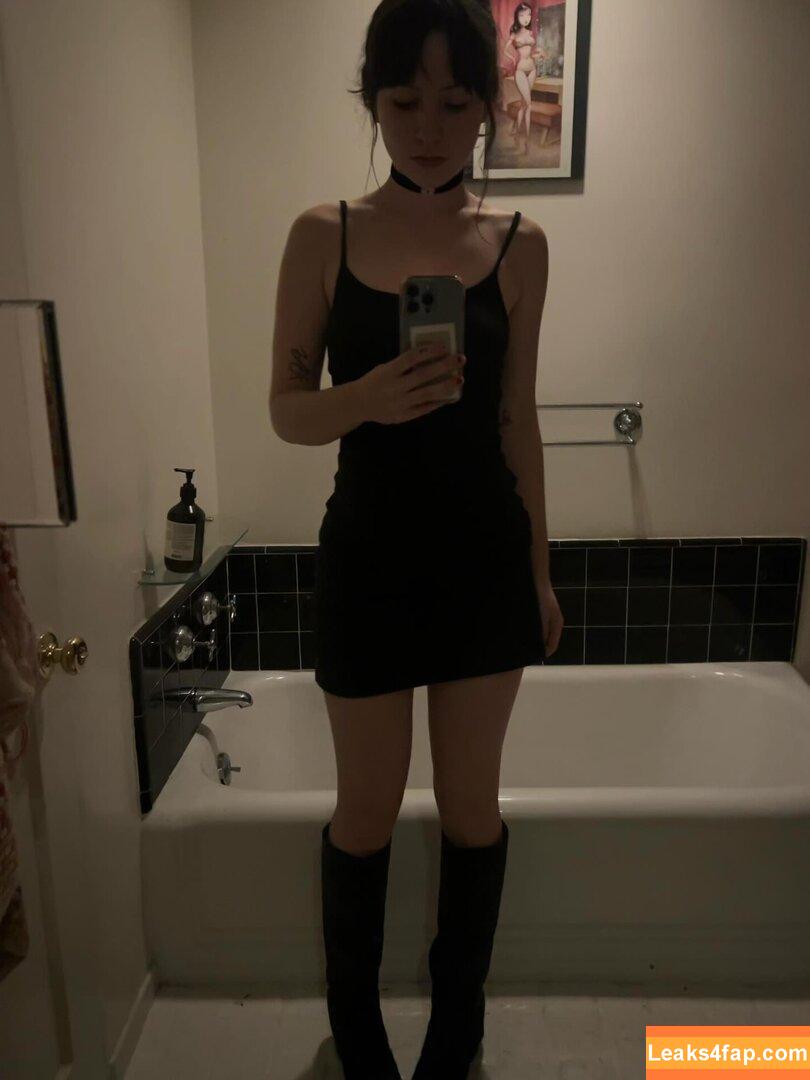 Ella Woolsey / ellawoolseyy leaked photo photo #0019