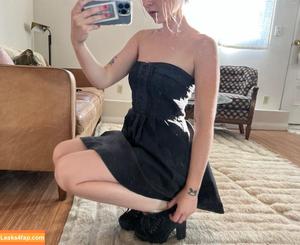 Ella Woolsey photo #0014