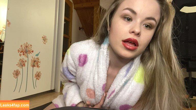 elladamy / elladamay1 leaked photo photo #0001