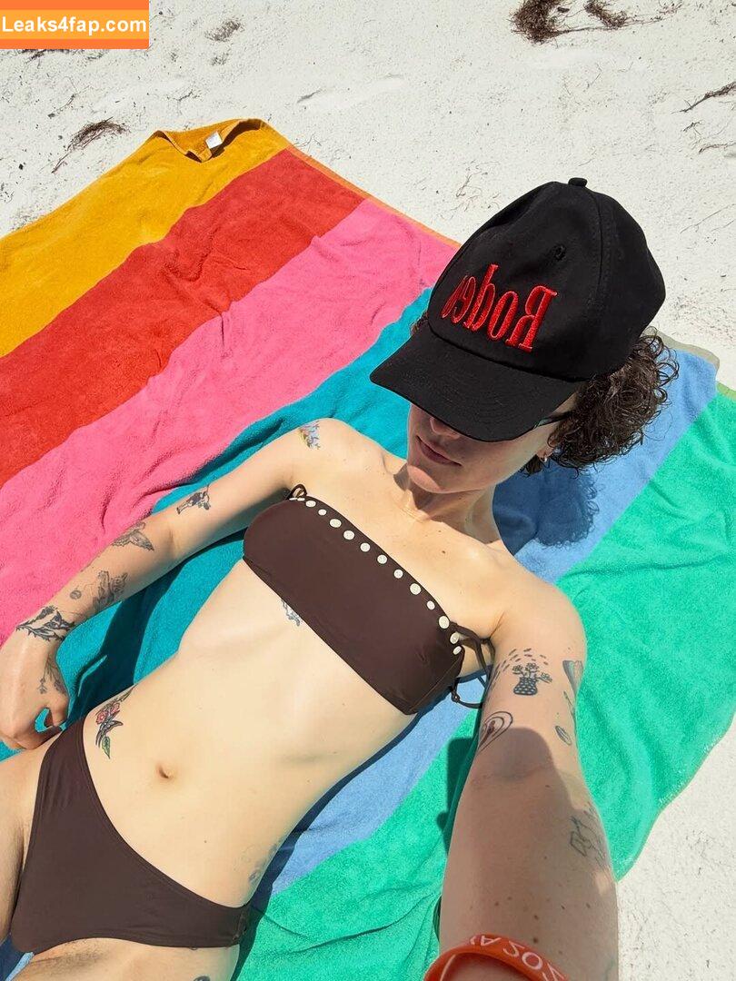 ellaemhoff /  leaked photo photo #0038