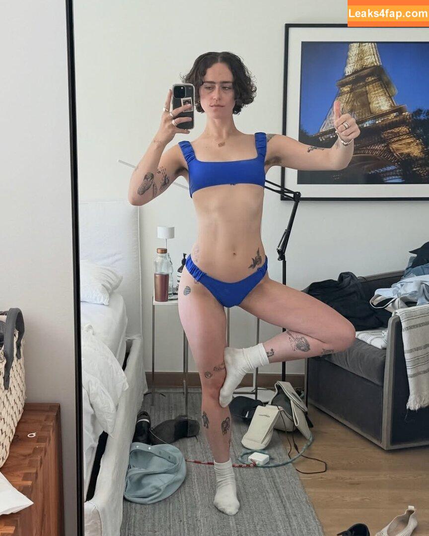 ellaemhoff /  leaked photo photo #0042