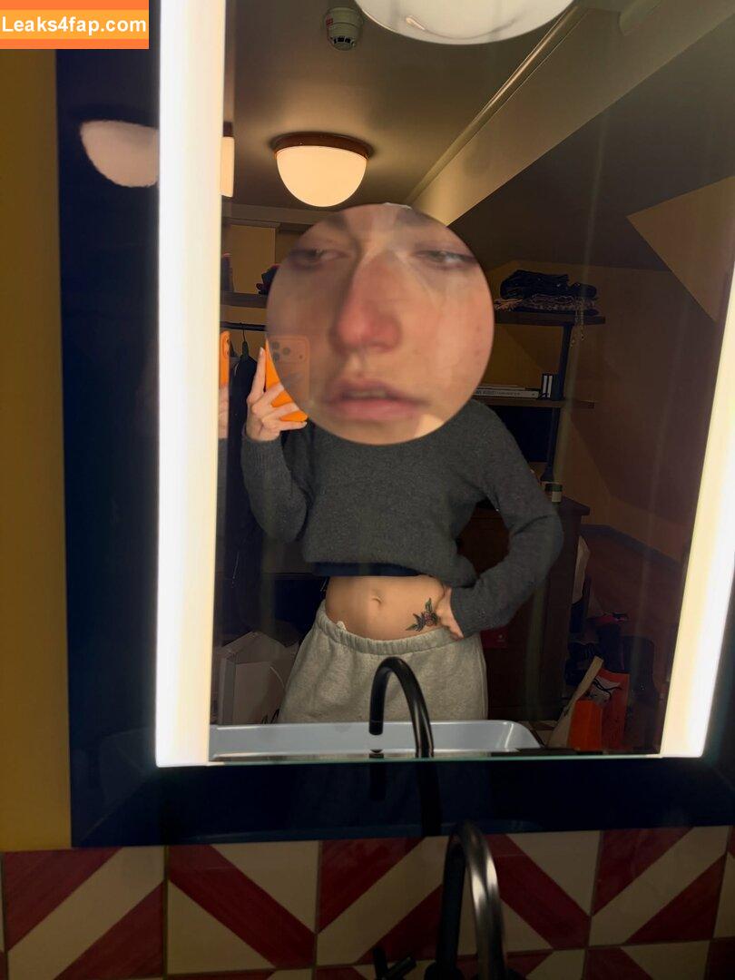 ellaemhoff /  leaked photo photo #0050