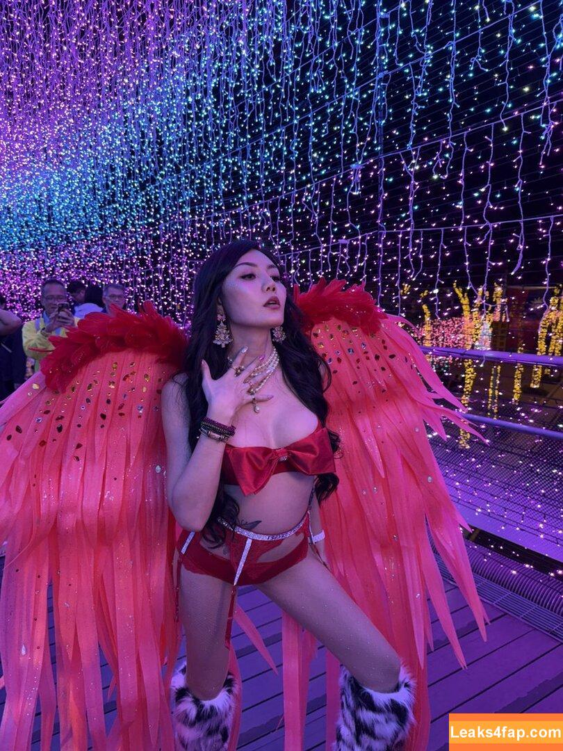 Ellaqueenlook free nudes