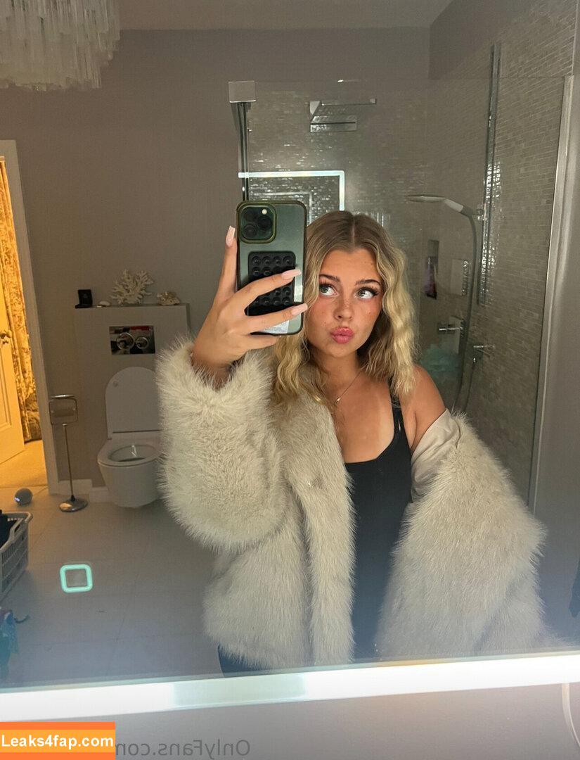 ellaraeex /  leaked photo photo #0001