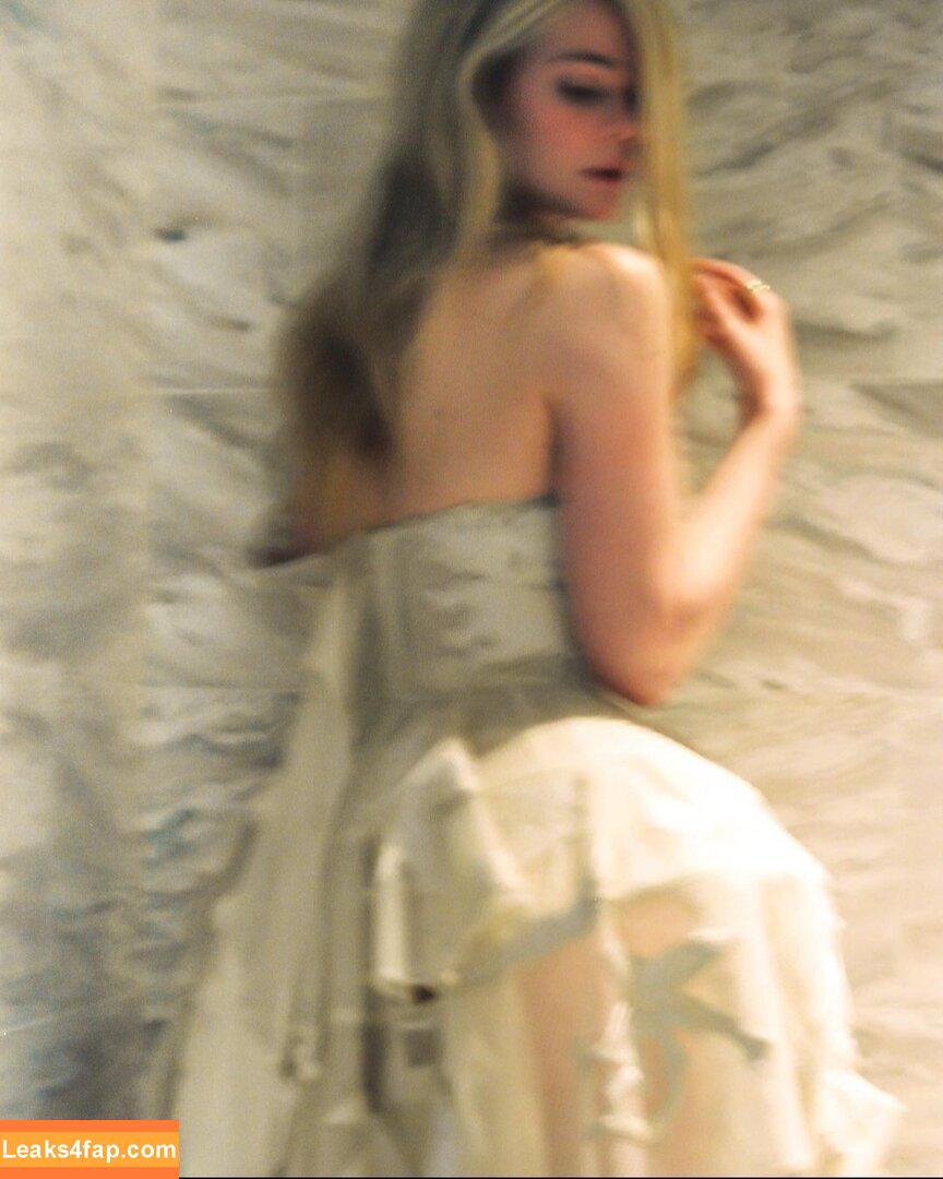 Elle Fanning / ellefanning leaked photo photo #0232