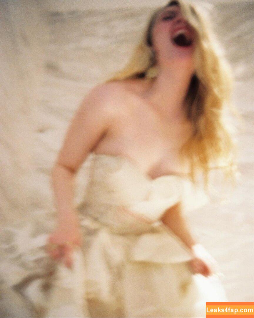 Elle Fanning / ellefanning leaked photo photo #0235