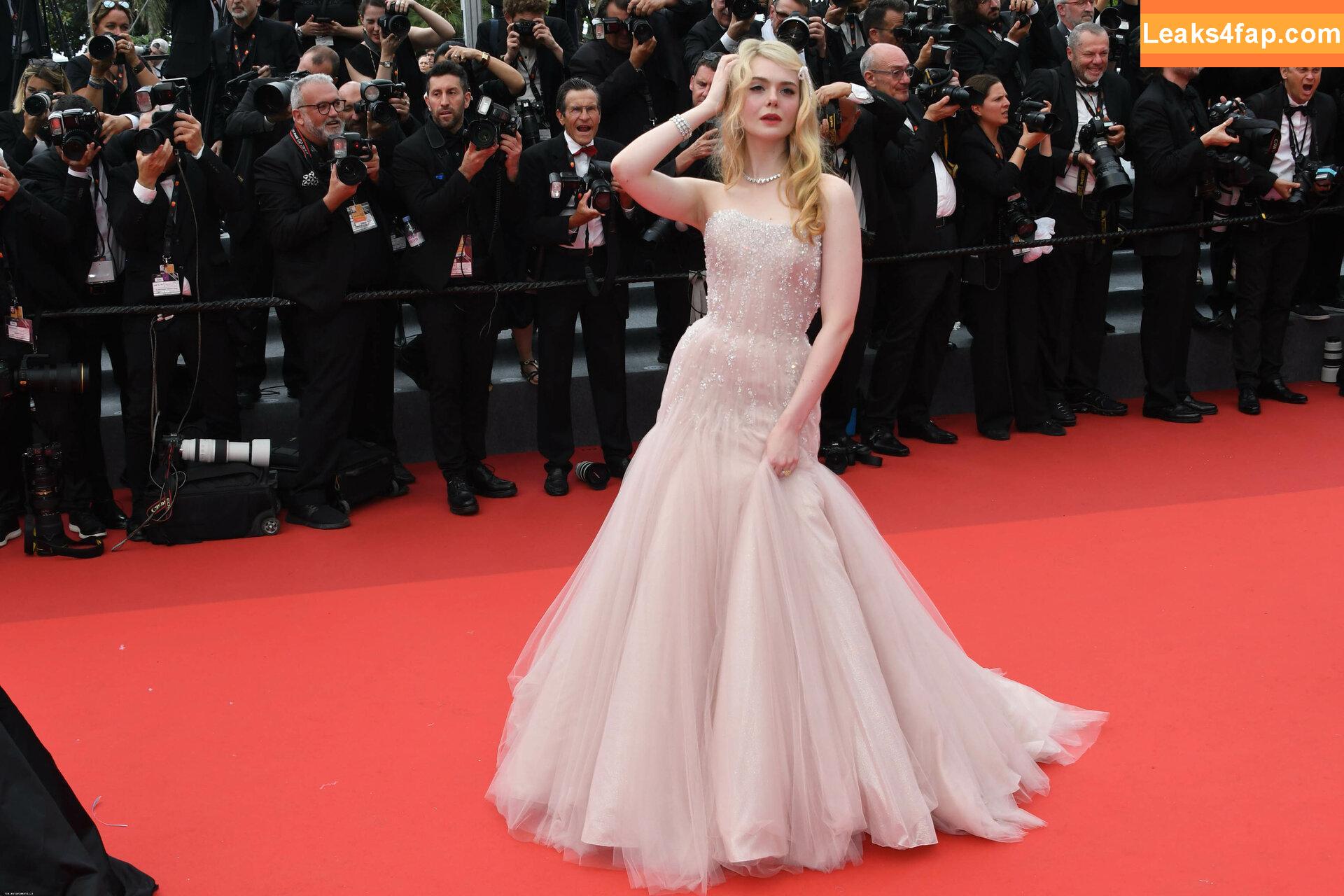 Elle Fanning / ellefanning leaked photo photo #0316