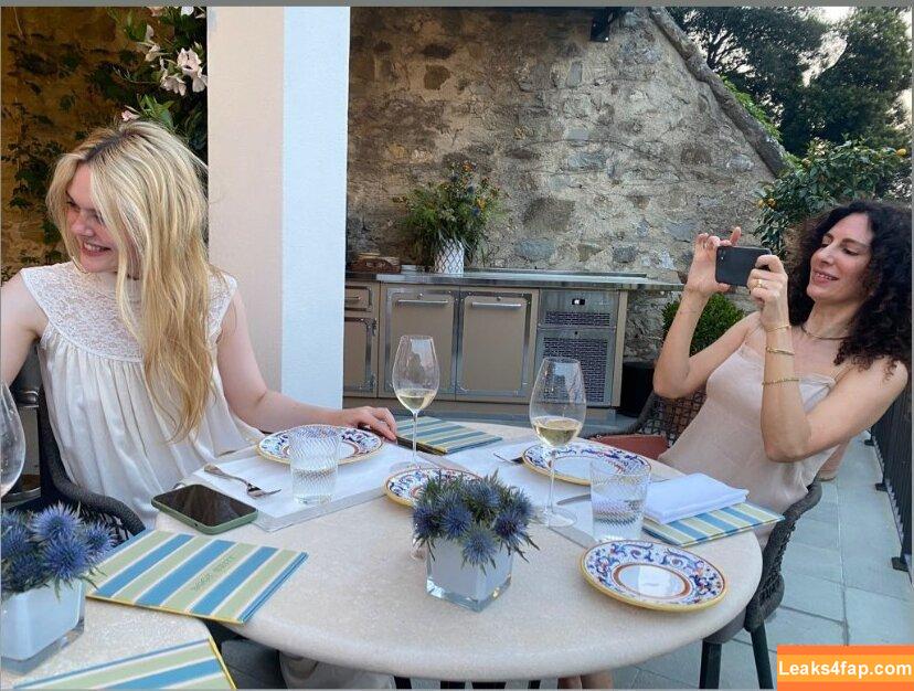 Elle Fanning / ellefanning leaked photo photo #0525