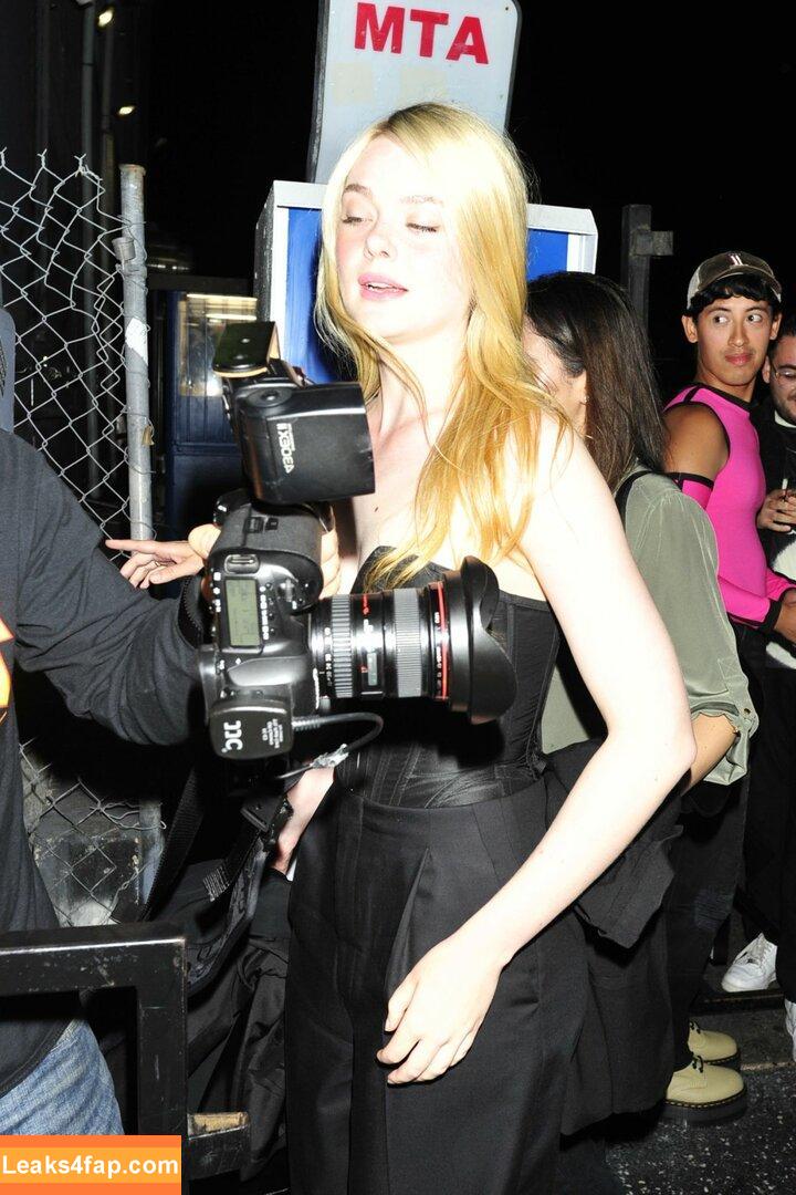 Elle Fanning / ellefanning leaked photo photo #0578