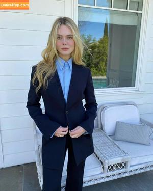 Elle Fanning photo #0024