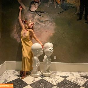 Elle Fanning photo #0095