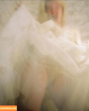 Elle Fanning photo #0230