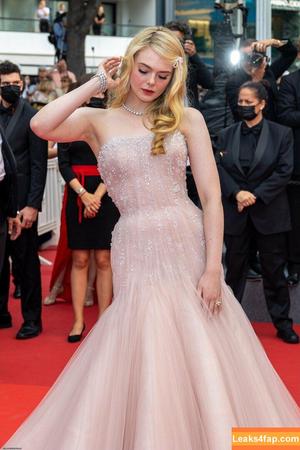 Elle Fanning photo #0297