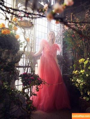 Elle Fanning photo #0425