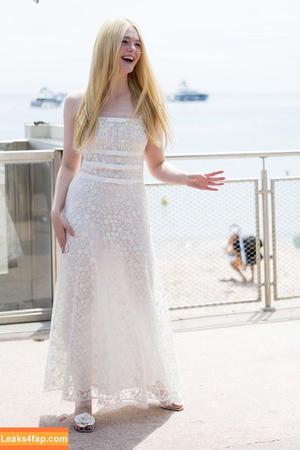 Elle Fanning photo #0492