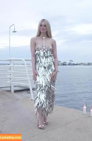 Elle Fanning photo #0522
