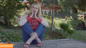 Elle Fanning photo #0703