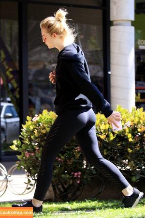 Elle Fanning photo #0808
