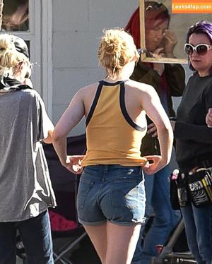 Elle Fanning photo #0812