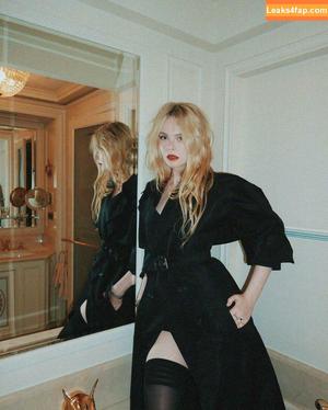 Elle Fanning photo #0965