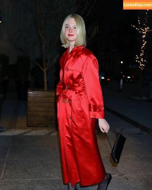 Elle Fanning photo #1230
