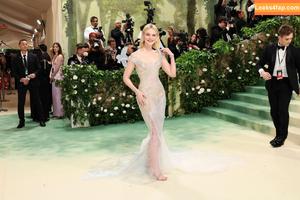 Elle Fanning photo #1304