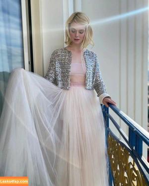 Elle Fanning photo #1421