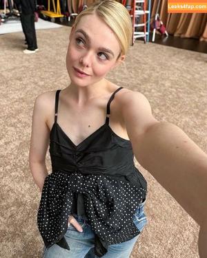 Elle Fanning photo #1937