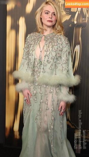Elle Fanning photo #1976