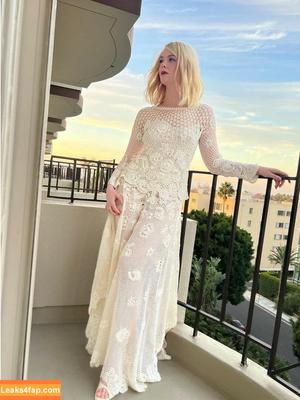 Elle Fanning photo #1994