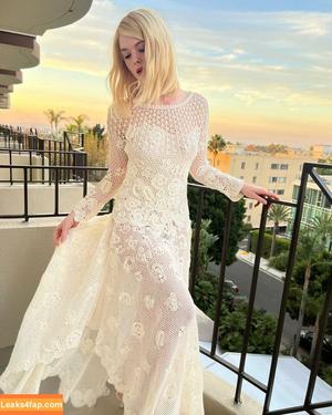 Elle Fanning photo #1995