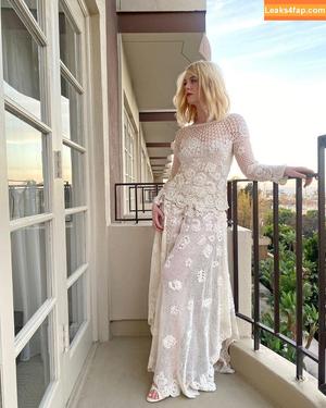 Elle Fanning photo #2001