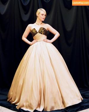 Elle Fanning photo #2153