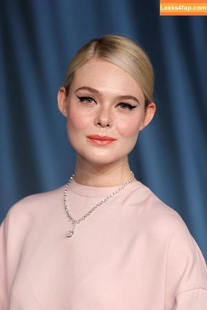 Elle Fanning photo #2430