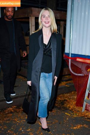 Elle Fanning photo #2489