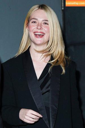 Elle Fanning photo #2493