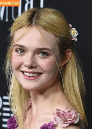 Elle Fanning photo #2618