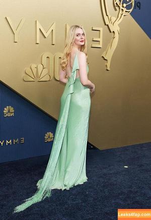 Elle Fanning photo #2850