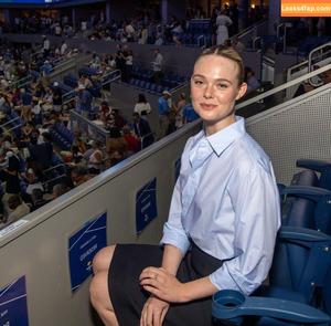 Elle Fanning photo #2857