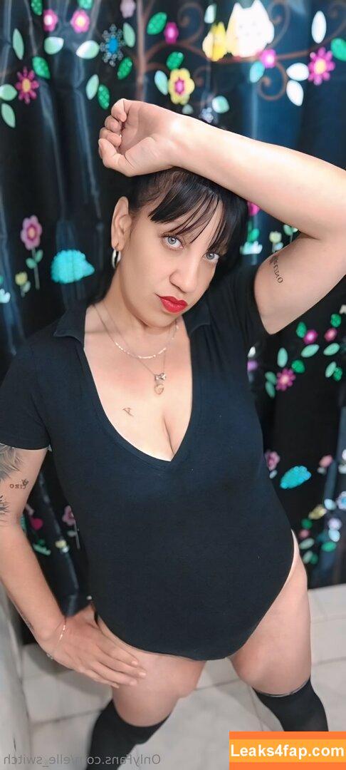 elle_switch /  leaked photo photo #0005