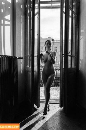 elle.voss photo #0010