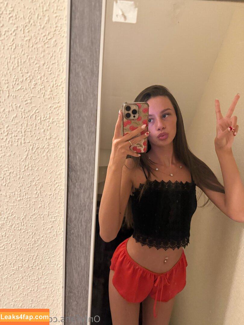 ellequin /  leaked photo photo #0005