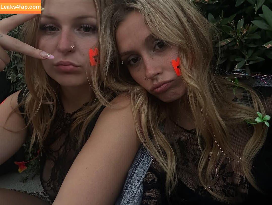Ellesasmrr leaked photo photo #0014