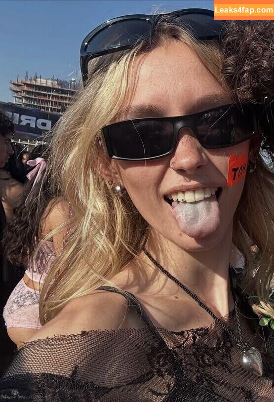 Ellesasmrr leaked photo photo #0017
