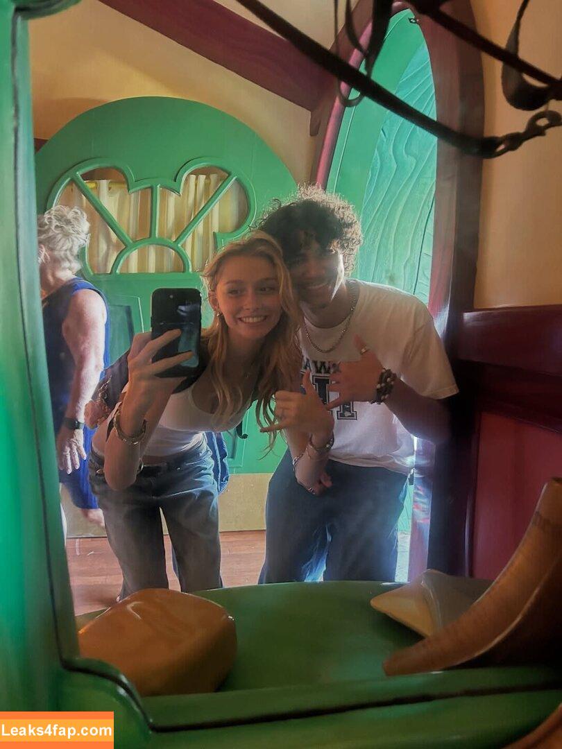 Ellesasmrr leaked photo photo #0024