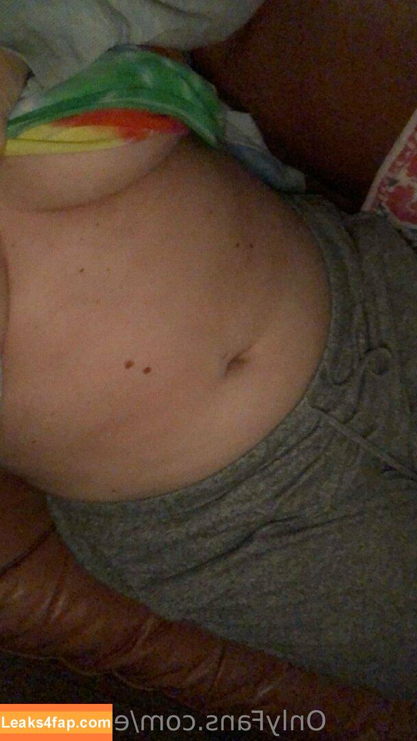 ellesbelly /  leaked photo photo #0090