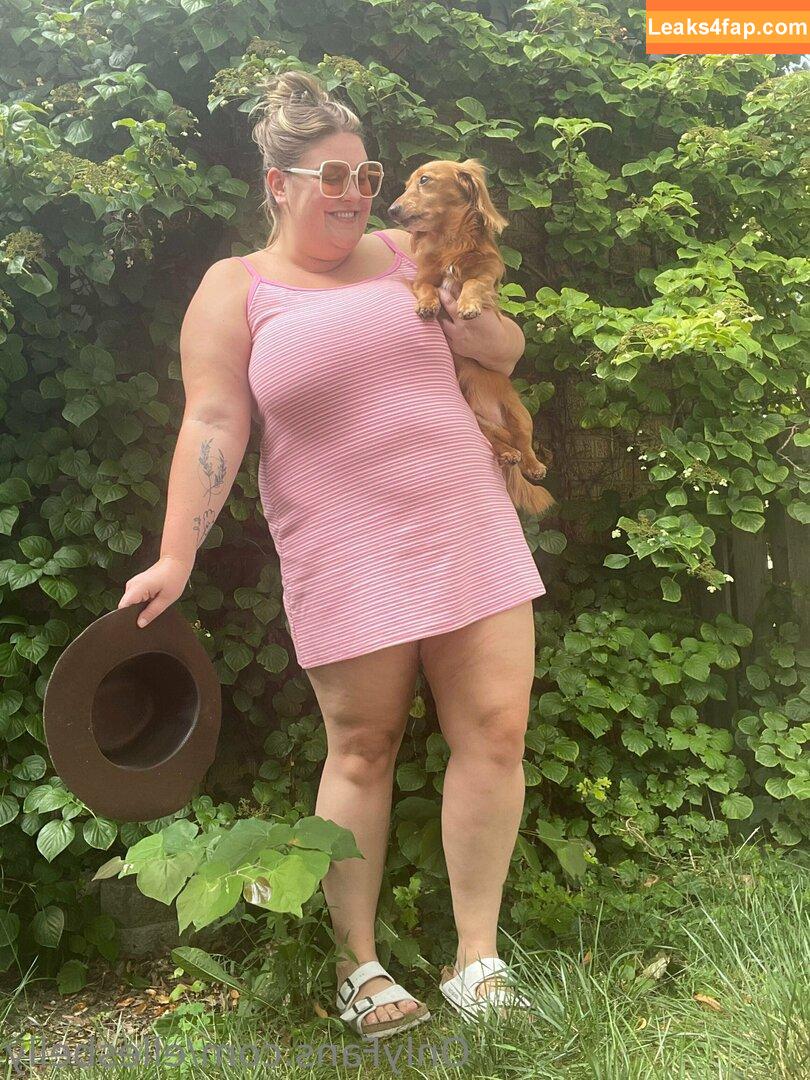 ellesbelly /  leaked photo photo #0102