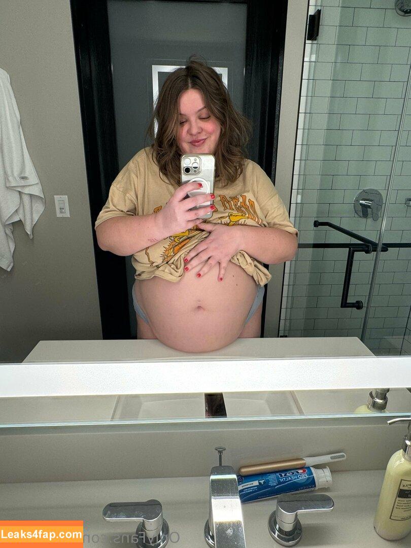 ellesbelly /  leaked photo photo #0224