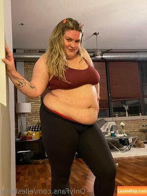 ellesbelly photo #0009